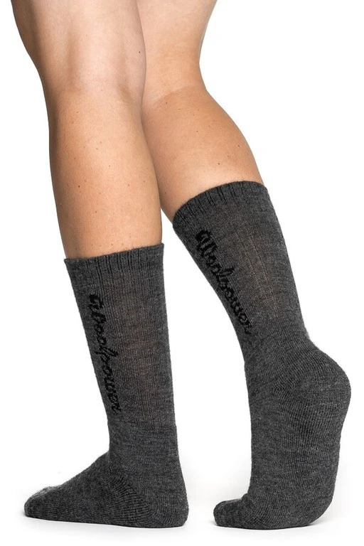Woolpower Socks Logo 400 Woolpower Socks Logo 400 -Camping Soldes Boutique chaussette merinos woolpower socks 400 logo 2