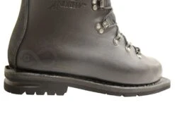 Andrew Rifugio 4 Andrew Rifugio -Camping Soldes Boutique chaussures rando nordique andrew rifugio backcountry 04