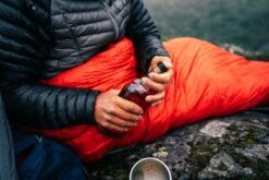 Mountain Hardwear Phantom 0F/-18C 5 Mountain Hardwear Phantom 0F/-18C -Camping Soldes Boutique duvet sac de couchage mountain hardwear phantom 0f 18c 04