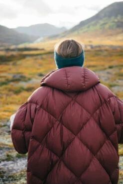 Therm-a-Rest Thermarest Honcho Poncho Down 14 Therm-a-Rest Thermarest Honcho Poncho Down -Camping Soldes Boutique poncho couette thermarest honcho poncho down 06