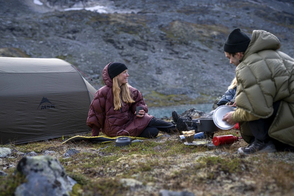 Thermarest Honcho Poncho Down Therm-a-Rest Thermarest Honcho Poncho Down -Camping Soldes Boutique poncho couette thermarest honcho poncho down 17