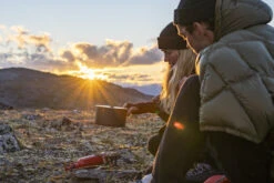 Therm-a-Rest Thermarest Honcho Poncho Down 20 Therm-a-Rest Thermarest Honcho Poncho Down -Camping Soldes Boutique poncho couette thermarest honcho poncho down 18