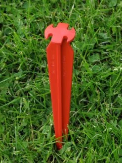 Sardine SwissPiranha RT220 - 22 Cm -Camping Soldes Boutique sardine plastique swisspiranha rt 220 03