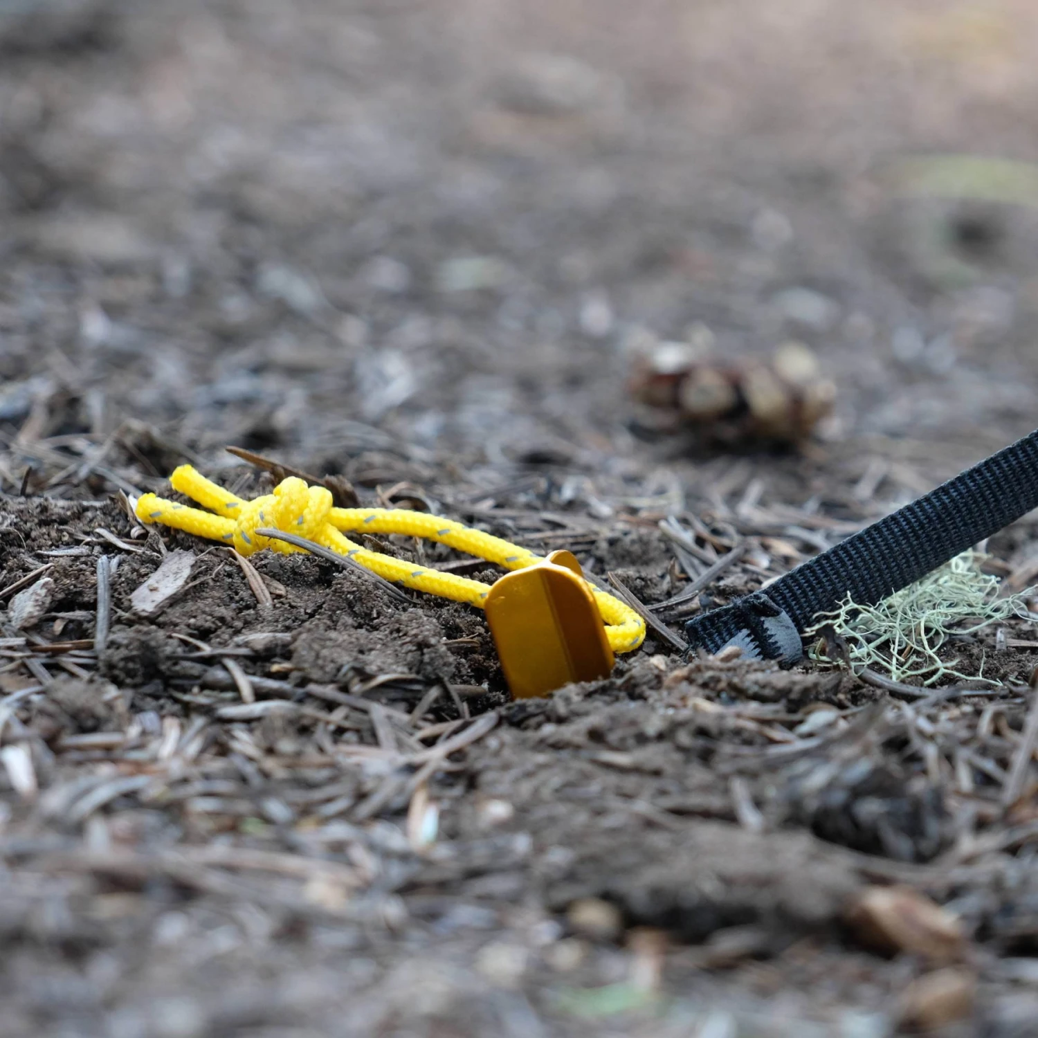 Six Moon Designs 6 Piece Stake Set Six Moon Designs 6 Piece Stake Set -Camping Soldes Boutique sardines alu six moon design 6 piece stake set 03