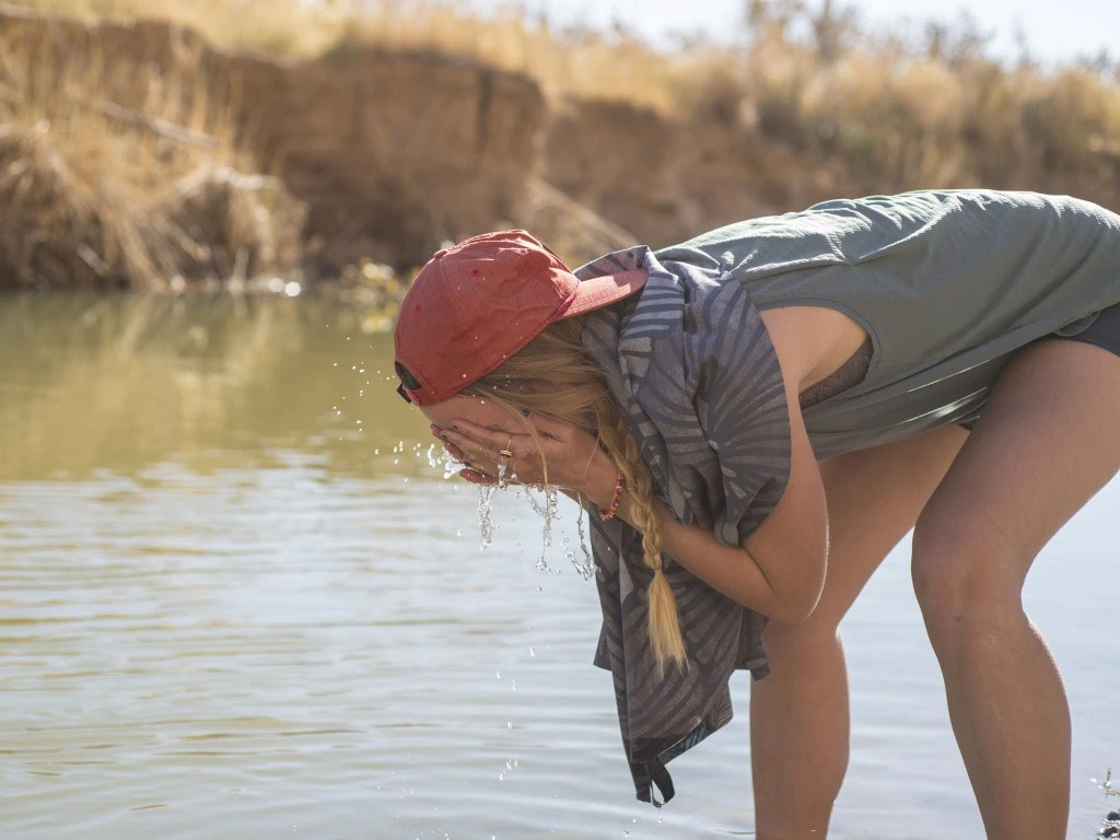 PackTowl UltraLite PackTowl UltraLite -Camping Soldes Boutique serviette packtowl ultralight 05