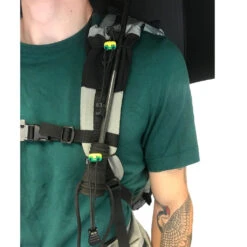 Six Moon Designs Kit Main Libre Parapluie 3 Six Moon Designs Kit Main Libre Parapluie -Camping Soldes Boutique six moon designs hands free umbrella kit 02