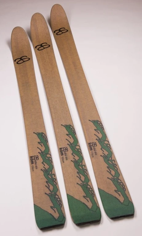 Skis Altai Kom Skis Altai Kom -Camping Soldes Boutique skis altai kom 1