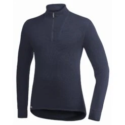 Woolpower Zip Turtleneck 200 4 Woolpower Zip Turtleneck 200 -Camping Soldes Boutique sous vetement laine merinos woolpower zip turleneck 200 05